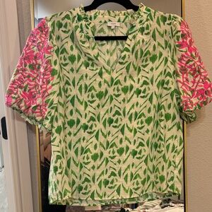 VOY Green Floral Print Top with Pink Embroidered Sleeves